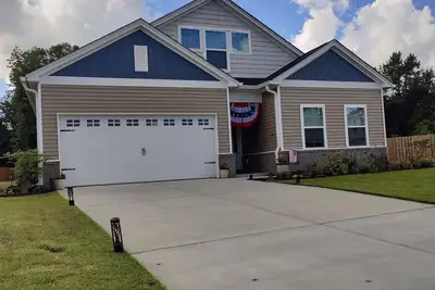 Image de My humble abode on the Savannah Coast.