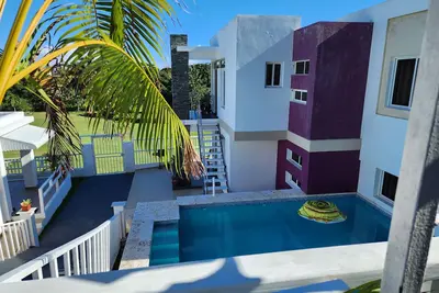 Image de Comfortable apartments with amenities overlooking the golf coarse. Game room