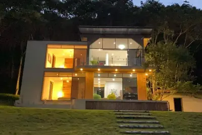 Image de Zen Oasis, Entire House!