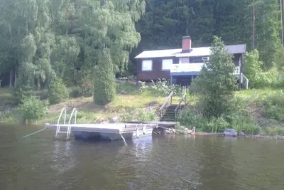 Image de Idyllic holiday home right on the lake in Värmland