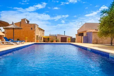 Image de Villa avec maison individuelle, climatisation, wifi, jardin, piscine privée