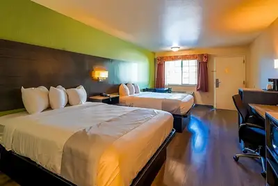 Image de Minutes from Yoakum Heritage Museum! Parking, Free Breakfast and Parking!