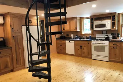 Image de Lovely secluded cabin on Vast trail in Vt's \"Land of Lakes and Ponds\"