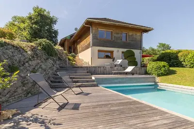 Image de Le Gypaete - Challes Les Eaux