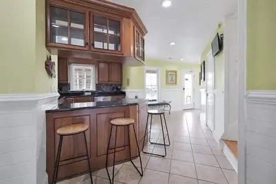 Image de Hemingway & Mark Twain Estate | Weddings & Events | 32br Sleeps 72 | Obx