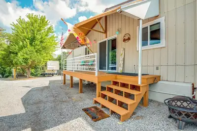 Image de Murphysboro Retreat w/ Deck Near Kinkaid Lake!