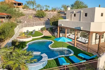 Image de Hot Property/Family Friendly/Pool&Spa/Sleeps 14