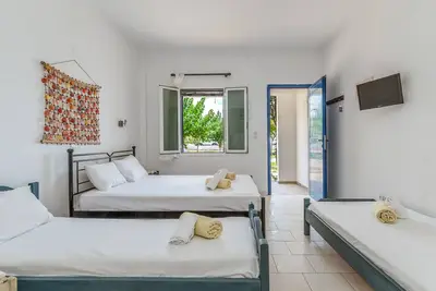 Image de Maison de vacances '8 Perasma Kypri Beach' avec terrasse privée, Wi-Fi et climatisation