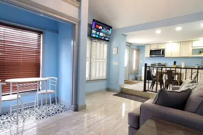 Image de 3 bed 1 bath apartment \"unit 2\" Located in Lewes