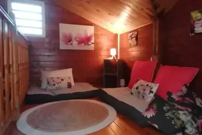 Image de Maison avec jacuzzi et jardin à 5 min de la plage