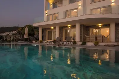 Image de Bodrum Villa Boss 2 : 6br Villa with Seaview 24/7 Security and Private Beach