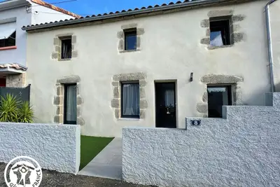 Image de Gîte 6 personnes au calme avec terrasse et équipements modernes à La Verrie