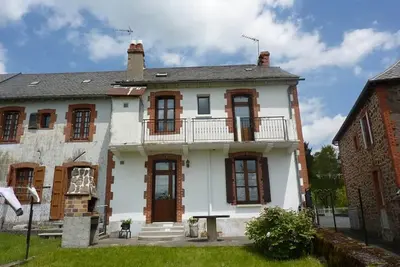 Image de Maison Authentique à Drugeac : Confort, Jardin Clos, Animaux Bienvenus, Proche Salers et Puy Mary