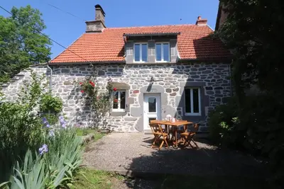 Image de Maison de caractère au calme, 2 chambres, terrasse et jardin, proche rando et ski - Moussages