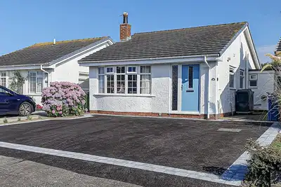 Image de Tan Y Wylan - a bungalow that sleeps 6 guests in 3 bedrooms