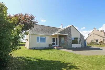 Image de Glanffraw, pet friendly, country holiday cottage in Aberffraw