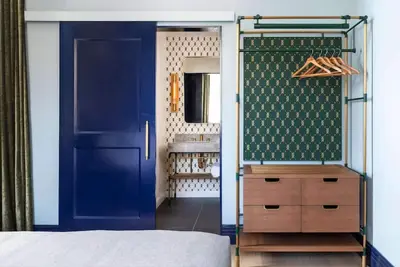 Image de Your Home Away from Home in Philadelphia! Pets Allowed, Onsite Parking!