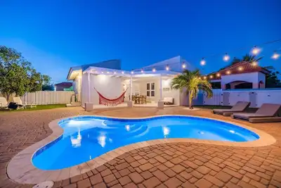 Image de Beautiful 3br2ba, Amazing Location w/ Private Pool