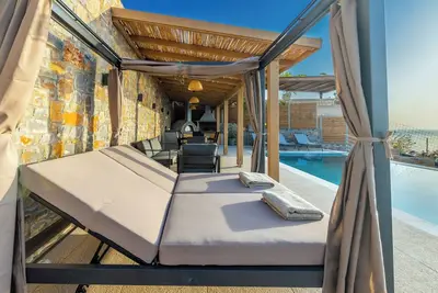 Image de Stunning sea views, Access to a cove - Infinity villa