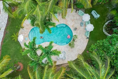 Image de Newly Remodeled Luxury Villa w/Pool & Gorgeous Pri