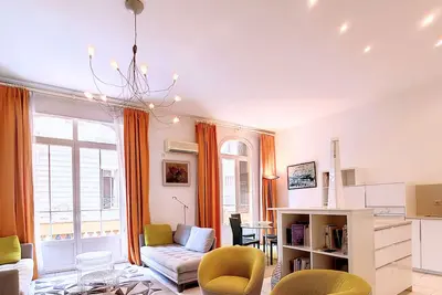 N&J - Frenchy - Central - Proche mer