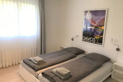 Image de Cozy quiet mountain retreat with modern, comfortable and well-equipped interior