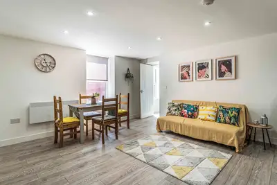 Image de Fab apartment sleeps 6