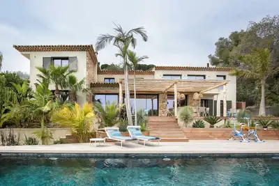 Image de Villa charme vue mer proche plage Seaview charming villa next to the beach