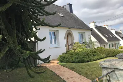 Image de Maison au Calme à 5mn à Pied du Centre-ville et <10 mn en Voiture des Plages