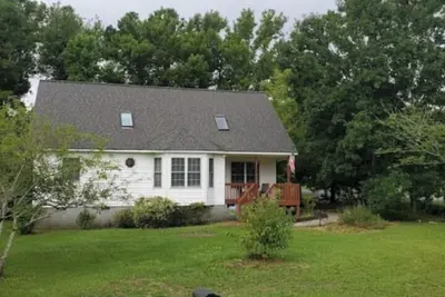 Image de Cozy, Clean, and Comfortable 3 Bedroom/ 2. 5 Bath Home in Sneads Ferry,