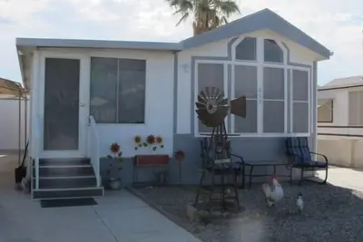 Image de Off We Go to a little piece of heaven! 55+ Park\n