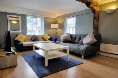 Image de Central Colchester - Just 3 Minutes Walk to Colchester Castle and High Street!