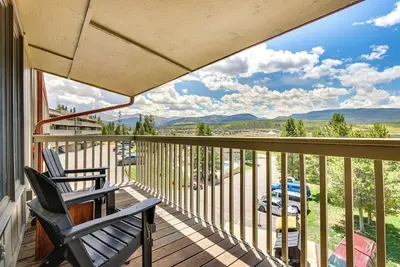 Image de Fraser Condo Rental w/ Balcony, Mountain Views!
