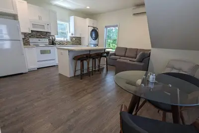Image de Discounted Stays | 2br | Dog-Friendly | King | A/C