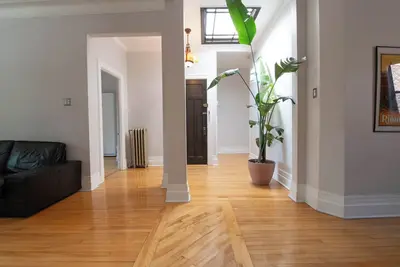 Image de Charming Century home in Ndg