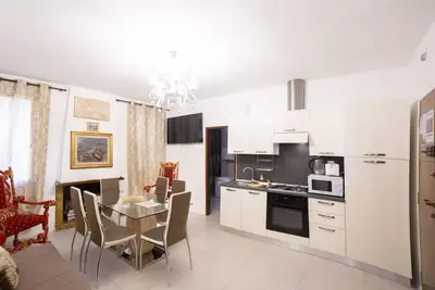 Image de Ca Soranzo, next to Biennale