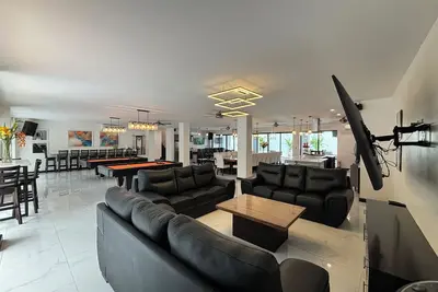 Image de 17 Room \"All-Inclusive\" Vip New Luxury Mega House - Best Deal In All Jaco