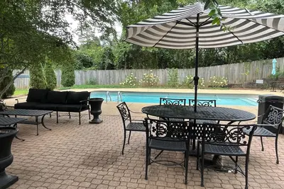 Image de Sippin On Sisk, a spacious home just off the Square