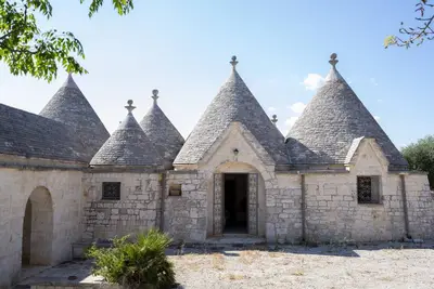 Image de Trulli Luna with veranda and parking