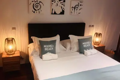 Image de Tipanie-Superbe F2 Papeete-avec A/C, piscine, salle de gym jolie vue panoramique