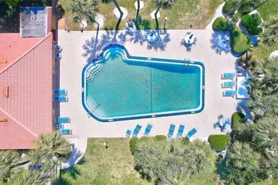 Annabelle's Intracoastal Condo 2 Bed/ 2 bath