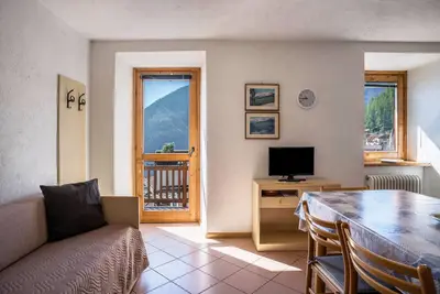 Image de Appartement \"Casa Peio\" avec vue sur les montagnes et jardin partagé