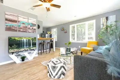 Image de Serenity Haven with ShellCrestCorp Apt 106