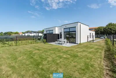 Image de Maison Basil-holiday house with garden and parking