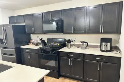 Image de About 43 miles from Seattle. You can drive up to Stevens Pass and leveanworth.