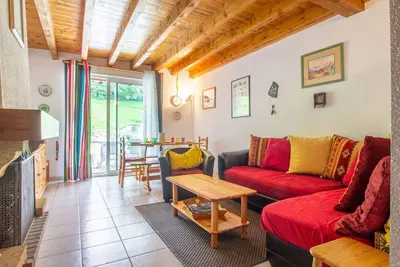 Image de Charmante maison 55m², 7 pers, balcon, cheminée, jardin sud-ouest, proche commodités et ski