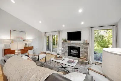 Image de City View Foothills Home