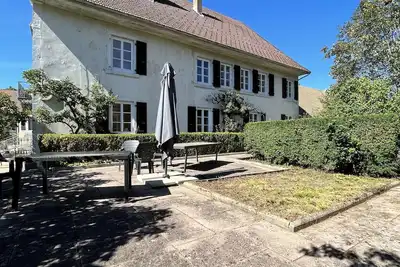 Image de Villa18. 78, à proximité de sentiers de randonnées, 10 min de la Suisse