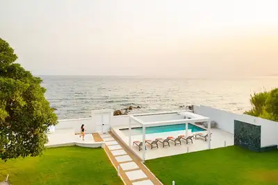 Image de The Door to the Sea of S'Arpagiu, direct access to the sea, private pool