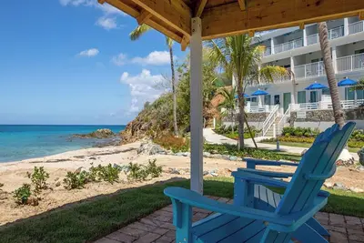 Image de Studio Condo w/ Balcony, Kitchenette, at Limetree Beach Resort, Saint Thomas! !